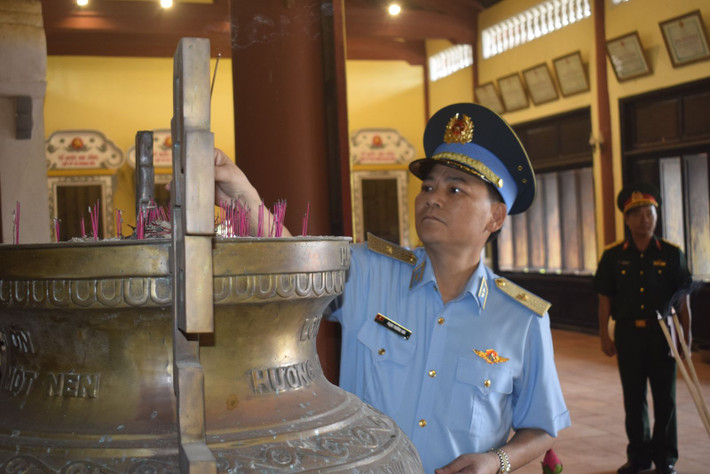Cuối năm 2019 ông được Thủ tướng bổ nhiệm Phó Tư lệnh Quân chủng Phòng không - Không quân, đồng thời được Chủ tịch nước phong quân hàm Thiếu tướng.