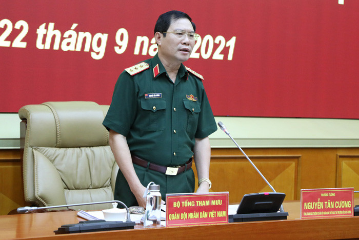 Hiện, Thượng tướng Nguyễn Tân Cương là Tổng tham mưu trưởng QĐNDVN, Thứ trưởng Quốc phòng. Các Phó Tổng tham mưu trưởng Quân đội nhân dân Việt Nam gồm: Trung tướng Huỳnh Chiến Thắng, Trung tướng Phùng Sĩ Tấn, Thượng tướng Ngô Minh Tiến, Trung tướng Nguyễn Văn Nghĩa, Trung tướng Nguyễn Trọng Bình và Thiếu tướng Phạm Trường Sơn.