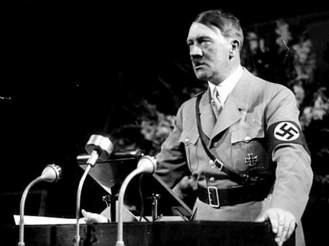 Theo các nhà nghiên cứu, Hitler thích ăn chay là do ông trùm lo sợ mắc bệnh ung thư và qua đời giống mẹ.