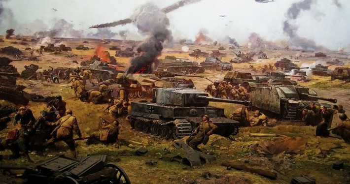 Lần này, để giành thắng lợi trong trận chiến, Hitler triển khai 22 sư đoàn bộ binh, 17 sư đoàn xe tăng, 2 sư đoàn bộ binh cơ giới cùng hàng nghìn máy bay. Đặc biệt, quân Đức huy động gần 3.000 xe tăng các loại tham gia cuộc chiến này.