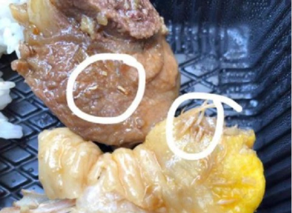 Kiểm tra vụ tố thức ăn khách sạn cách ly có giòi. Ngày 1/5, ông Bùi Xuân Minh, Giám đốc Sở Y tế Khánh Hòa, cho biết Sở đã lập đoàn kiểm tra khách sạn Ventana Nha Trang về vấn đề an toàn thực phẩm sau khi có thông tin tố thức ăn có giòi. Trước đó, một số phương tiện truyền thông đưa tin, nhiều người đang cách ly y tế tại khách sạn Ventana Nha Trang (đường Nguyễn Thiện Thuận, phường Tân Lập, TP Nha Trang) tố thức ăn nơi này cung cấp có giòi, không đảm bảo an toàn thực phẩm.