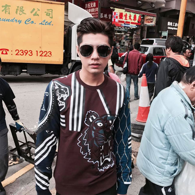 Để chuẩn bị cho lễ trao giải Mnet Asian Music Awards 2016 ( MAMA 2016), Noo Phước Thịnh và dàn nghệ sĩ Hàn quốc đã có mặt tại Hong Kong vào chiều ngày 1/12. MAMA ra đời từ năm 1999 với mục đích kết nối các quốc gia ở châu Á bằng âm nhạc. Kể từ đó MAMA đã trở thành liên hoan âm nhạc hàng đầu ở châu Á.