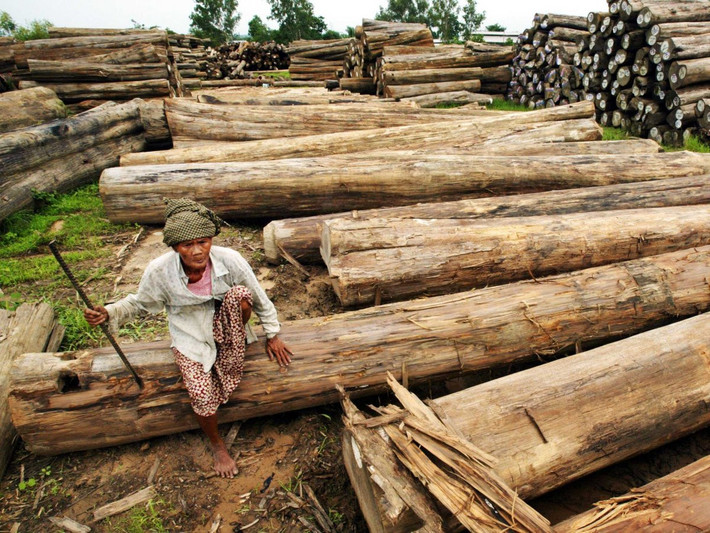 4. Myanmar: Đất nước này có một lực lượng lao động trẻ và tài nguyên thiên nhiên phong phú nên đang thu hút được rất nhiều nhà đầu tư nước ngoài. Tuy nhiên, mức sống của phần lớn dân số Myanmar vẫn chưa được cải thiện nhiều.