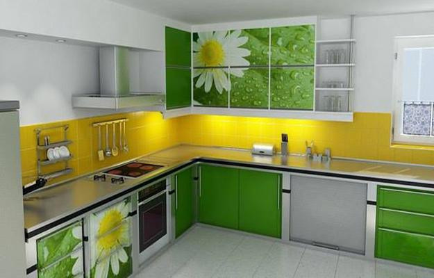 Bằng cách phối hợp các họa tiết xanh vàng, không gian bếp thực sự ấn tượng.