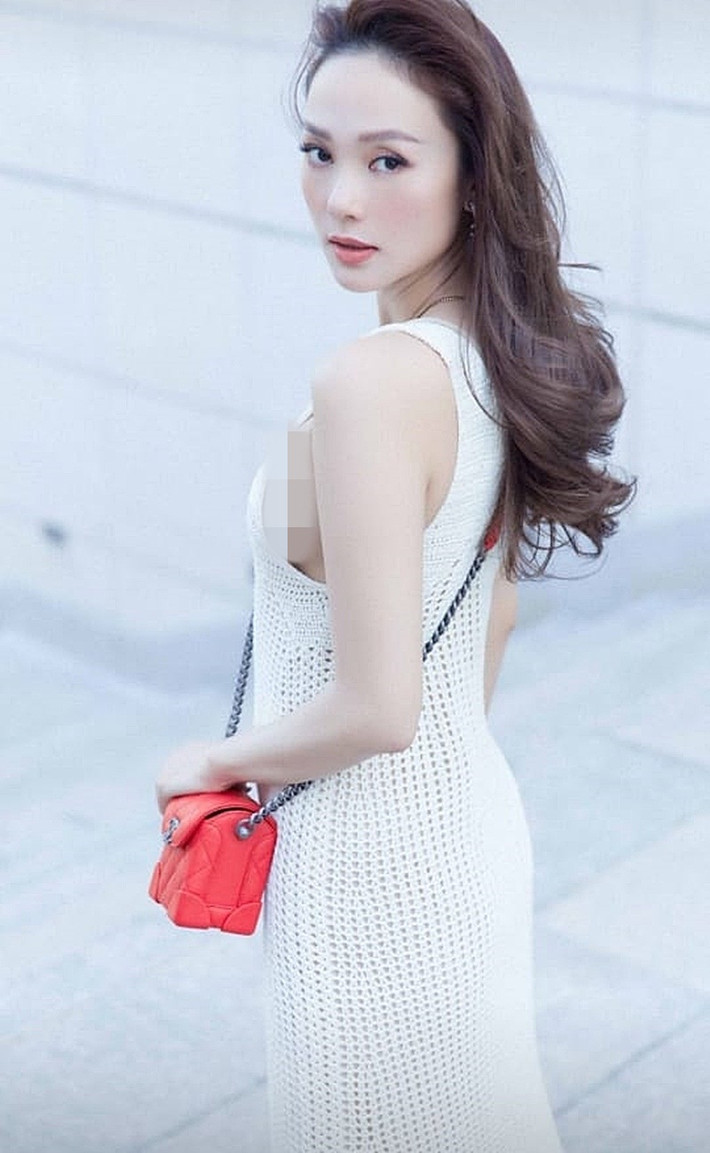 Minh Hằng khoe vòng 1 gợi cảm với mốt váy lưới “phô phang”.