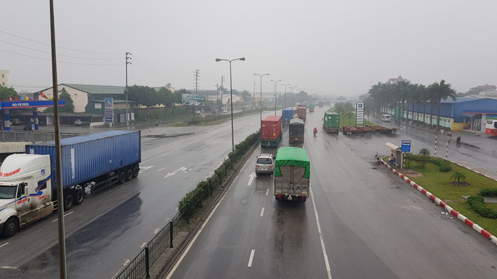 Hướng Hà Nội - Hải Phòng lưu thông dày đặc hơn.