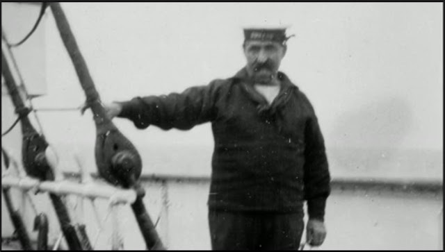 Chân dung một thủy thủ trên tàu Carpathia sáng ngày 15/4/1912.