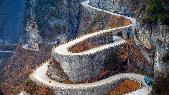 Địa điểm này được cho là nơi trung chuyển giữa thiên đường và chốn hạ giới.