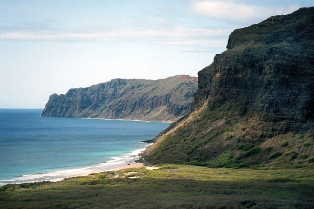 " Đảo cấm" Niihau là hòn đảo lớn thứ 7 trong quần đảo Hawaii. Hòn đảo này nằm ở phía Tây Nam của Kauai, hòn đảo rộng 180 km2.