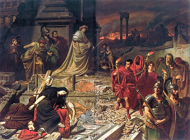 Sabina là cháu gái của quan chức La Mã quyền lực là Gaius Poppaeus Sabinus - người cai quản khu vực Moesia. Với xuất thân trong gia đình quý tộc, 3 người chồng của bà đều là những người có chức quyền và giàu có.