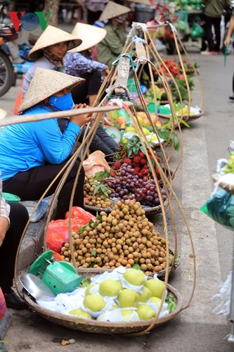 ...đến sáng phục vụ người dân trong những ngày nghỉ Lễ.