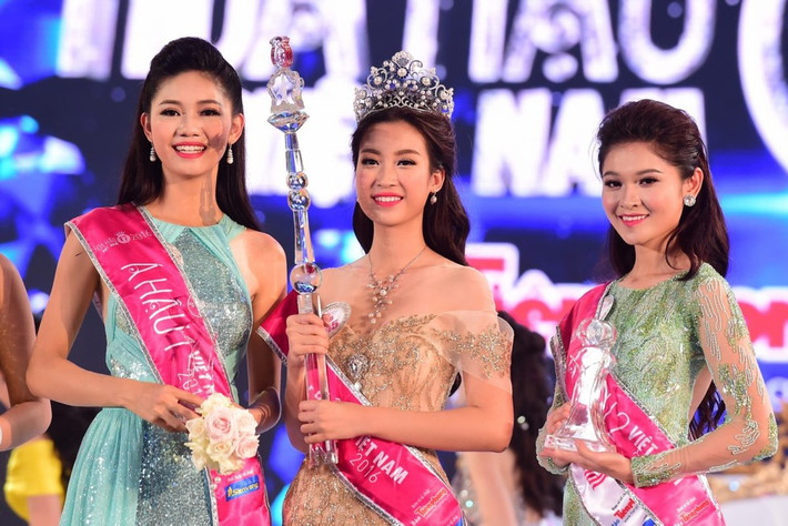 Đỗ Mỹ Linh vượt Ngô Thanh Thanh Tú, Thùy Dung để trở thành Hoa hậu Việt Nam 2016. Chiến thắng của sinh viên Đại học Ngoại thương mang nhiều ý nghĩa. Cô là Hoa hậu Việt Nam đầu tiên trở lại Miss World sau nhiều năm cuộc thi quốc gia không cử đại diện đến đấu trường nhan sắc này.
