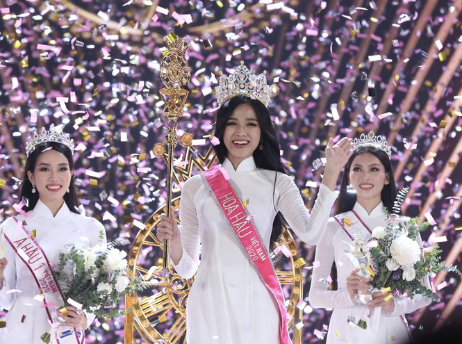 Trong đêm chung kết, Đỗ Thị Hà chia sẻ trong phần thi ứng xử: "Nếu được trở thành Hoa hậu Việt Nam 2020, tôi nghĩ mình là một người đã mang đủ những phẩm chất, yếu tố cần và đủ của một người con gái Việt Nam. Dù có trở thành hình mẫu của giới trẻ Việt Nam hay không thì tôi phải là người luôn truyền cảm hứng đến giới trẻ và tôi sẽ làm được điều đó".
