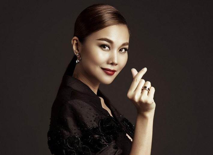 Bên cạnh vai trò người mẫu, Thanh Hằng còn thành công ở vai trò diễn viên điện ảnh và đảm nhận vị trí host của chương trình truyền hình thực tế về nghề người mẫu như Vietnam's Next top Model, The Face Việt Nam...