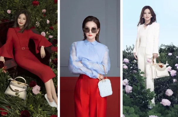 Mới đây, Triệu Vy vừa thực biện bộ ảnh thời trang xuân hè 2021 cho nhà mốt Fendi. Cô xuất hiện với những trang phục thanh lịch, sang chảnh giữa khung cảnh đầy hoa lãng mạn.