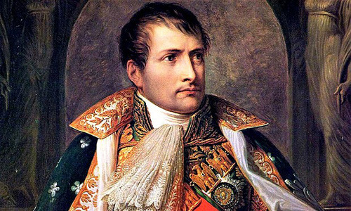 Hoàng đế Napoleon nổi tiếng là ông hoàng có chiều cao khiêm tốn, cao 1,68m (bằng mức cao trung bình của người dân cả nam và nữ thời đó).