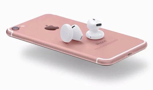 iPhone 7 màu hồng được cho là sẽ rất phù hợp với những cô nàng nữ tính, nhẹ nhàng.
