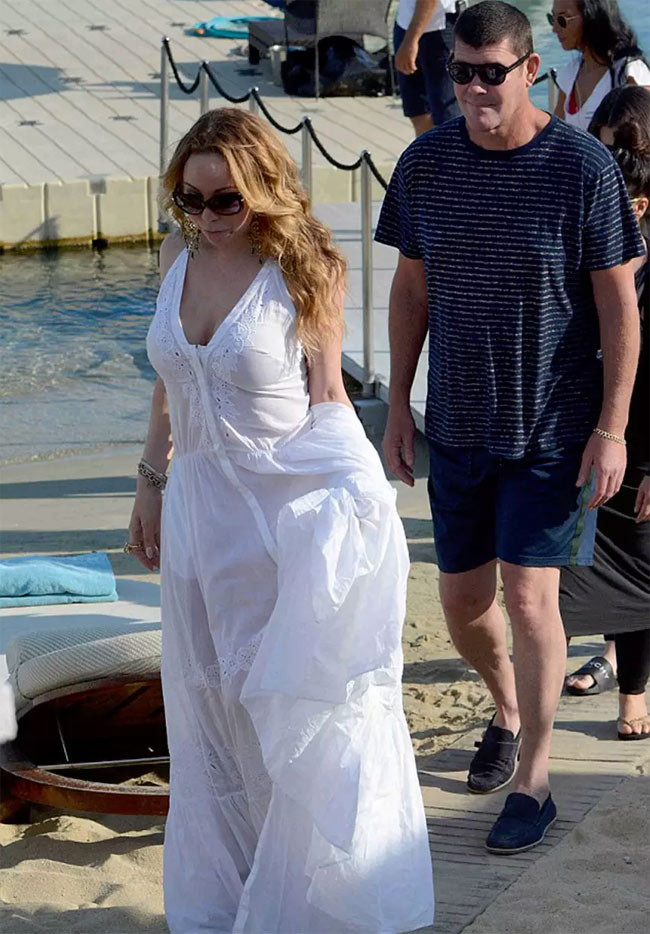 Mariah Carey đã đòi tình cũ James Packer phải trả cho cô 50 triệu USD. Số tiền này theo Mariah là James đã nợ cô vì đã buộc cô phải rời hai đứa con chuyển từ New York về sống ở Los Angeles để Packer có thể gần con riêng của anh hơn. (Ảnh: Daily Mail)