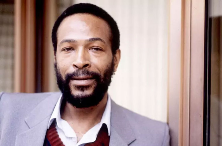 Marvin Gaye, hoàng tử nhạc Soul, nổi tiếng những năm 60-70 bị chính cha ruột của mình giết chết 1 ngày trước sinh nhật. Hai cha con Marvin cãi nhau và bố anh đã lấy khẩu súng mà Marvin mua bắn chết anh. “Bố ghét con và con sẽ không bao giờ trở lại nữa” – là lời cuối cùng Marvin nói với mẹ mình trước khi tắt thở.
