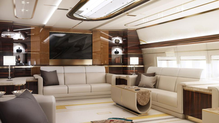 Hồi cuối tháng 1, Không quân Mỹ đã tuyên bố sẽ sử dụng chiếc máy bay Boeing 747-8 VIP làm chuyên cơ Tổng thống, thay thế hai chiếc Boeing VC-25 với số đuôi 28000 và 29000 đang được sử dụng.