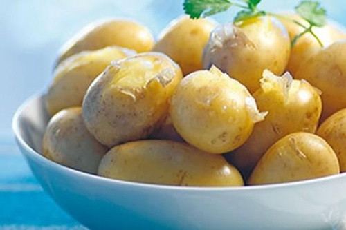 Loại khoai này dễ vỡ vỏ nên không được trồng phổ biến.