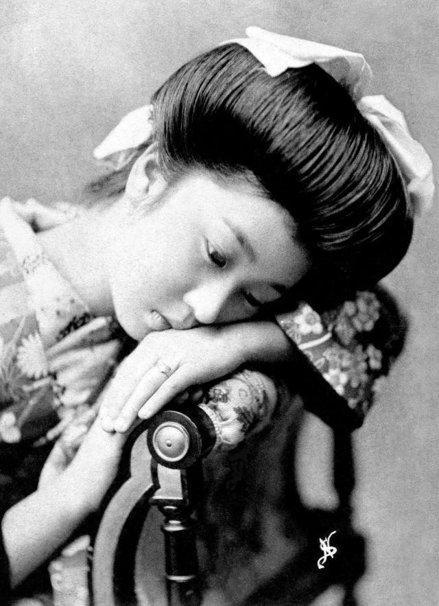 Sau khoảng 5 năm chăm chỉ học tập, các nàng Maiko xinh đẹp sẽ chính thức trở thành các geisha.