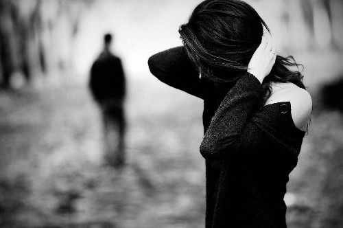 Mối quan hệ của bạn là một "miếng vá thô". Nếu bạn nhìn lại mối quan hệ của mình và chỉ nhớ được những khoảnh khắc xấu nhiều hơn là đẹp, bạn cần phải nhận ra rằng bạn không nên là một người mù quáng. Đừng chờ đợi để mọi việc tốt hơn - bởi vì bạn nên ra đi.