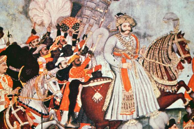 Akbar I (1542-1605) hoàng đế nổi tiếng của triều đại Mughal (Ấn Độ). Vị vua này được cho là sở hữu khối tài sản được định giá khoảng 25% GDP sản lượng kinh tế toàn cầu.