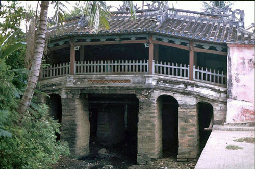 Cầu Nhật Bản thập niên 1990.