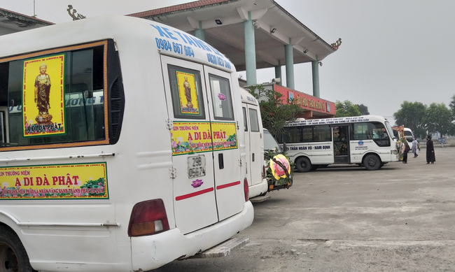 Khi có đơn vị dịch vụ tang lễ nào trên địa bàn và những đơn vị ở nơi khác tự ý vào nhận đám, Đường "Nhuệ" chỉ đạo Lợi hoặc đàn em xử lý bằng cách chặn xe, đánh người, gây cản trở đám tang...