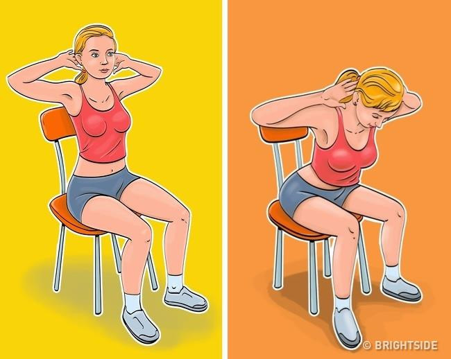 Cúi người về phía trước: Bài tập này tác động trực tiếp đến cơ bụng, làm săn chắc vòng eo. Cách thực hiện: Đặt hai tay ra sau, siết chặt các ngón tay. Từ từ cúi người về phía trước rồi quay trở lại trong khi vẫn giữ hai tay cố định sau gáy. Lặp lại động tác này 15 lần.