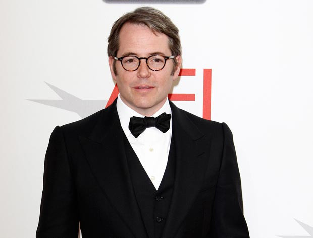 Trong một chuyến đi du lịch tới Ireland, ngôi sao Hollywood Matthew Broderick và bạn gái lúc đó, Jennifer Grey đã đột ngột chuyển làn và đâm vào một chiếc ô tô khác. Người lái xe và một người nữa trong xe đã bị tử vong do những vết thương quá nặng sau cú đâm xe đó.