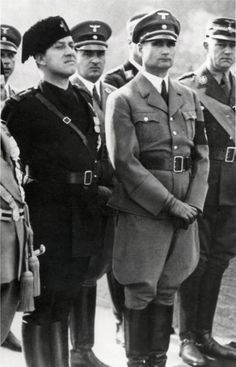 Đến năm 2011, hài cốt của Rudolf Hess được khai quật rồi đem hỏa thiêu và rắc xuống biển bởi nó trở thành “thánh địa” của những phần tử Tân Quốc xã. Thêm nữa, hội đồng nhà thờ Lutheran khi ấy cũng từ chối gia hạn hợp đồng thuê đất tại nghĩa trang sau khi hết hạn. Mời độc giả xem video: Adolf Hitler còn sống sau Thế chiến 2 (nguồn: VTC14)