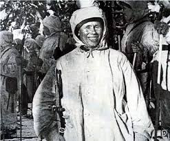 Theo thống kê, "thần chết áo trắng" Simo Hayha đã tiêu diệt được 542 binh sĩ đối phương.