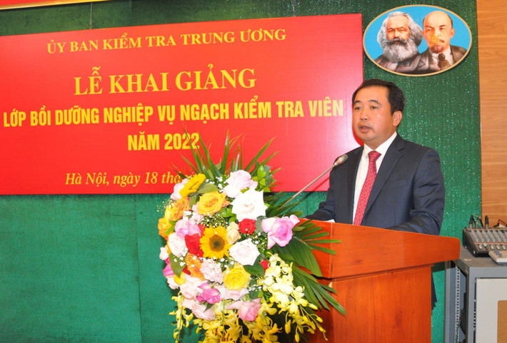 Ngày 26/10/2022, Bộ Chính trị điều động, chỉ định ông Trần Đức Thắng tham gia Ban Chấp hành, Ban Thường vụ, giữ chức Bí thư Tỉnh ủy Hải Dương nhiệm kỳ 2020 - 2025. Ông Thắng đảm nhiệm chức vụ Bí thư Tỉnh ủy Hải Dương sau khi người tiền nhiệm là ông Phạm Xuân Thăng bị kỷ luật do có sai phạm.
