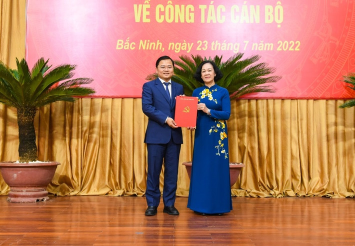 Bí thư Tỉnh ủy Bắc Ninh Nguyễn Anh Tuấn: Ngày 23/7, Tỉnh uỷ Bắc Ninh đã tổ chức Hội nghị công bố Quyết định số 576 của Bộ Chính trị về việc phân công ông Nguyễn Anh Tuấn, Ủy viên Trung ương Đảng, thôi giữ chức Bí thư thứ nhất Trung ương Đoàn Thanh niên Cộng sản Hồ Chí Minh nhiệm kỳ 2017-2022, Chủ nhiệm Ủy ban Quốc gia về Thanh niên Việt Nam; điều động, chỉ định tham gia Ban Chấp hành, Ban Thường vụ và giữ chức Bí thư Tỉnh ủy Bắc Ninh nhiệm kỳ 2020 - 2025.
