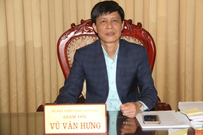 Ông Vũ Văn Hưng, Tỉnh ủy viên, Bí thư Đảng ủy, Giám đốc Sở Xây dựng;