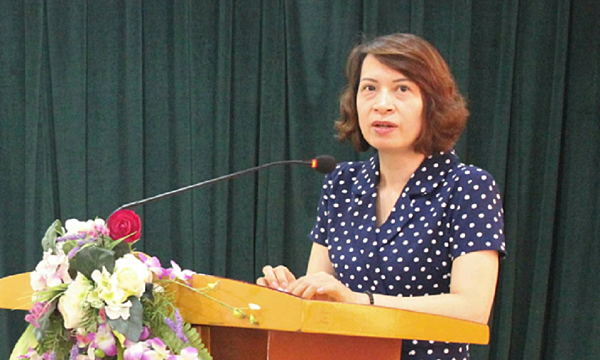 Thứ trưởng Nguyễn Thị Liên Hương: Bà Nguyễn Thị Liên Hương, Cục trưởng Quản lý môi trường y tế, được Thủ tướng bổ nhiệm làm Thứ trưởng Y tế, ngày 31/5/2022. Bà Liên Hương năm nay 49 tuổi, quê Hưng Yên, trình độ tiến sĩ, bác sĩ. Trước khi được bầu làm Thứ trưởng, bà Hương từng nhiều năm công tác tại Cục Quản lý môi trường y tế, được bổ nhiệm làm Cục trưởng năm 2015.