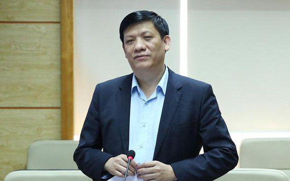 Ông Nguyễn Thanh Long, cựu Bộ trưởng Y tế. Tại Hội nghị bất thường ngày 6/6, Ban Chấp hành Trung ương Đảng khoá XIII đã quyết định khai trừ ra khỏi Đảng với ông Nguyễn Thanh Long - Ủy viên Trung ương Đảng, Bí thư Ban cán sự đảng, Bộ trưởng Bộ Y tế. Ngày 4/6, Bộ Chính trị đề nghị Ban Chấp hành Trung ương Đảng xem xét, thi hành kỷ luật đối với ông Nguyễn Thanh Long.