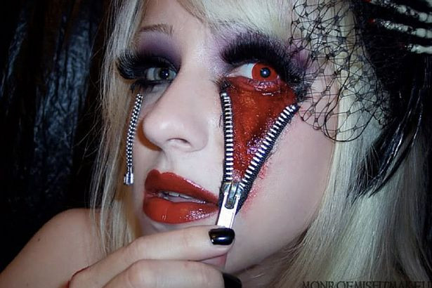 Trang điểm khuôn mặt với chiếc zip khóa. Ảnh: Monroe Misfit Makeup.