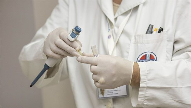 15. Khi bệnh trở nên đề kháng với thuốc dự phòng, được gọi là XDR-TB, hoặc lao kháng thuốc rộng rãi. Tại thời điểm này, các lựa chọn điều trị còn hạn chế. Ảnh: CDC.