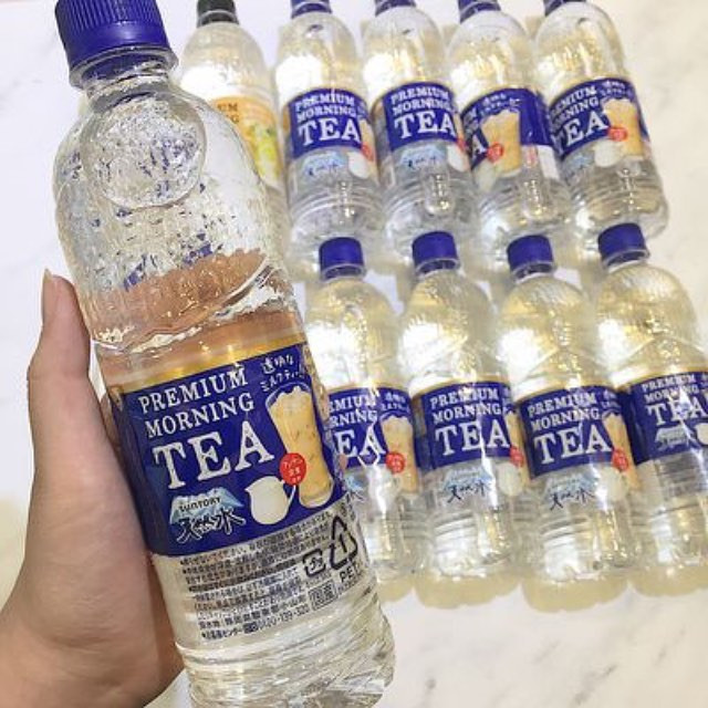 Một điểm nữa khiến nhiều người hào hứng với chai nước lọc vị trà sữa chính là lượng năng lượng trong mỗi chai. Được biết một chai nước lọc 550ml kiểu này chỉ chứa khoảng 21 calo mà thôi, trong khi đó, một ly trà sữa thông thường chứa đến khoảng 500 calo. Bởi vậy nếu ghiền trà sữa mà quan tâm đến sức khỏe, đây sẽ là lựa chọn thay thế đáng thử cho bạn. Ảnh: Favt-jp, Sora News 24.