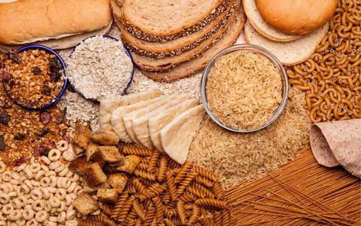Ngũ cốc nguyên cám: Ngũ cốc chứa nhiều chất xơ, vitamin B, magie là những khoáng chất thường thiếu trong chế độ ăn của phụ nữ mang thai.