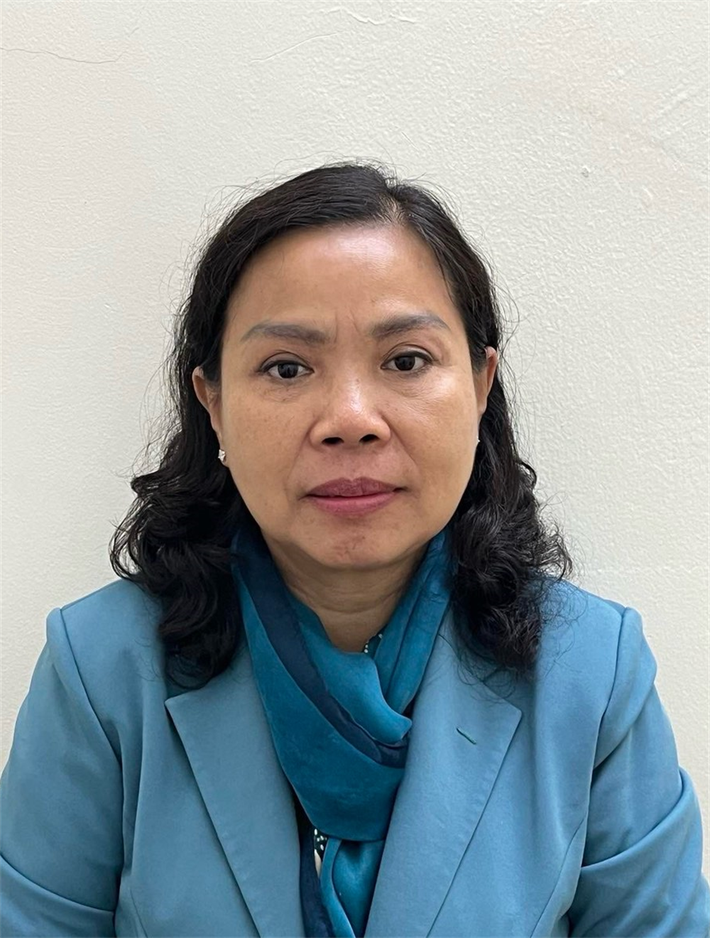 Võ Thị Kim Loan, nguyên Giám đốc Bệnh viện Y học cổ truyền Bến Tre;