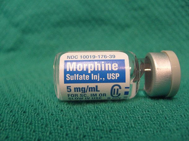 Morphin lần đầu tiên được phát minh vào năm 1804. Thuốc này mở đường cho một thế hệ mới của các loại thuốc giảm đau ra đời. Ảnh: List25.