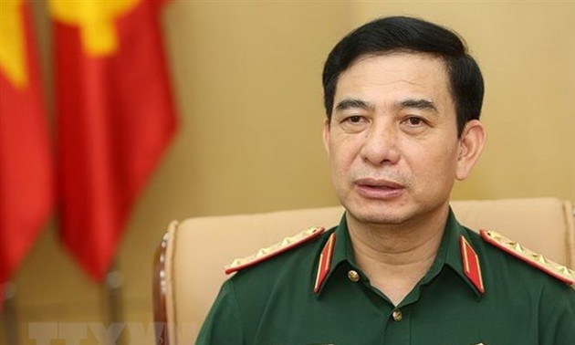 Tháng 3/2014 đến tháng 3/2016: Ủy viên Trung ương Đảng khóa XII; Ủy viên Quân ủy Trung ương; Trung tướng, Tư lệnh Quân khu 1; ( từ tháng 2 đến tháng 6/2014: Học viên dự nguồn cán bộ cao cấp Khóa 4, Học viện Chính trị Quốc gia Hồ Chí Minh).