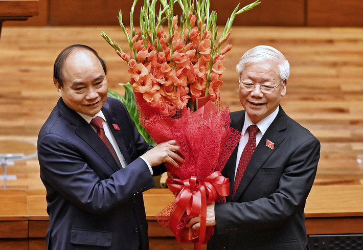 Tân Chủ tịch nước Nguyễn Xuân Phúc nói rằng, trong toàn bộ nhiệm kỳ vừa qua, con tàu Việt Nam ta đã vượt qua một hải trình dồn dập, đầy bão tố; từ bất ổn kinh tế thế giới đến đại dịch COVID-19 và thiên tai, bão lũ liên tiếp tác động rất nặng nề đến sự phát triển của đất nước.