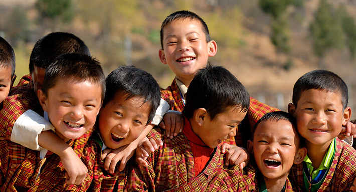 Chính phủ Bhutan thành lập Ủy ban Hạnh phúc quốc gia vào năm 2008 nhằm chăm sóc sự bình an và hạnh phúc của người dân. Đến năm 2020, Ủy ban Tổng Hạnh phúc Quốc gia (GNH) - cơ quan có trách nhiệm đảm bảo mọi thứ của đất nước đóng góp cho hạnh phúc nói chung và hạnh phúc của người dân Bhutan được thành lập.