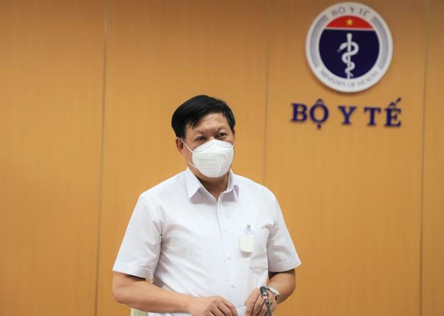 Khiển trách các ông: Đỗ Xuân Tuyên - Ủy viên Ban Chấp hành Đảng bộ Khối các cơ quan Trung ương, Phó Bí thư Ban cán sự đảng, Bí thư Đảng ủy, Thứ trưởng Bộ Y tế; Nguyễn Mạnh Cường - Ủy viên Ban Thường vụ, Chủ nhiệm UBKT Đảng ủy Bộ, Bí thư Đảng ủy, Chánh Thanh tra Bộ Y tế. UBKT Trung ương đề nghị Bộ Chính trị xem xét, thi hành kỷ luật Ban cán sự đảng Bộ Y tế nhiệm kỳ 2016 - 2021 và ông Nguyễn Thanh Long, Ủy viên Trung ương Đảng, Bí thư Ban cán sự đảng, Bộ trưởng Bộ Y tế.
