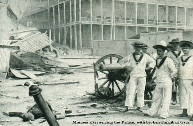 Cuộc chiến Anglo-Zanzibar đã diễn ra giữa Anh và Vương quốc Zanzibar vào ngày 27 tháng 8 năm 1896. Theo các nhà sử học hiện đại, cuộc chiến chỉ kéo dài trong khoảng từ 38 đến 45 phút. Cho đến ngày nay, đây là cuộc chiến ngắn nhất được ghi nhận của mọi thời đại.